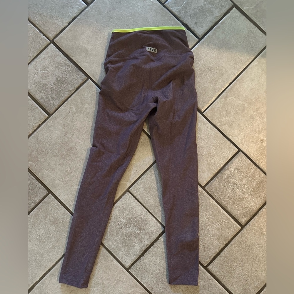FIVE dance leggings